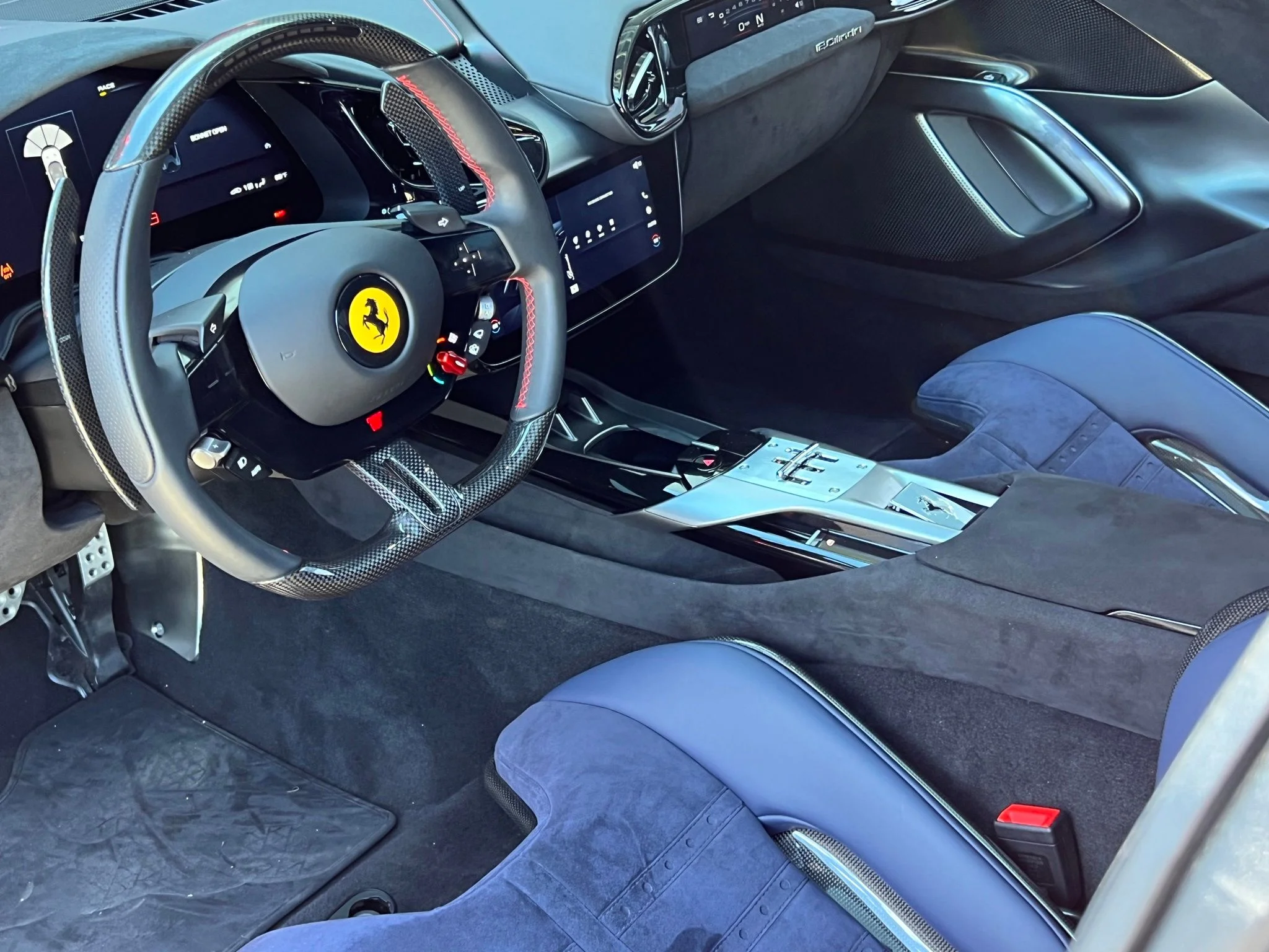 Used 2025  Ferrari Base image 25