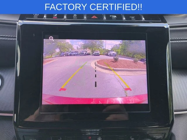 Used 2023 Red Jeep Altitude image 24