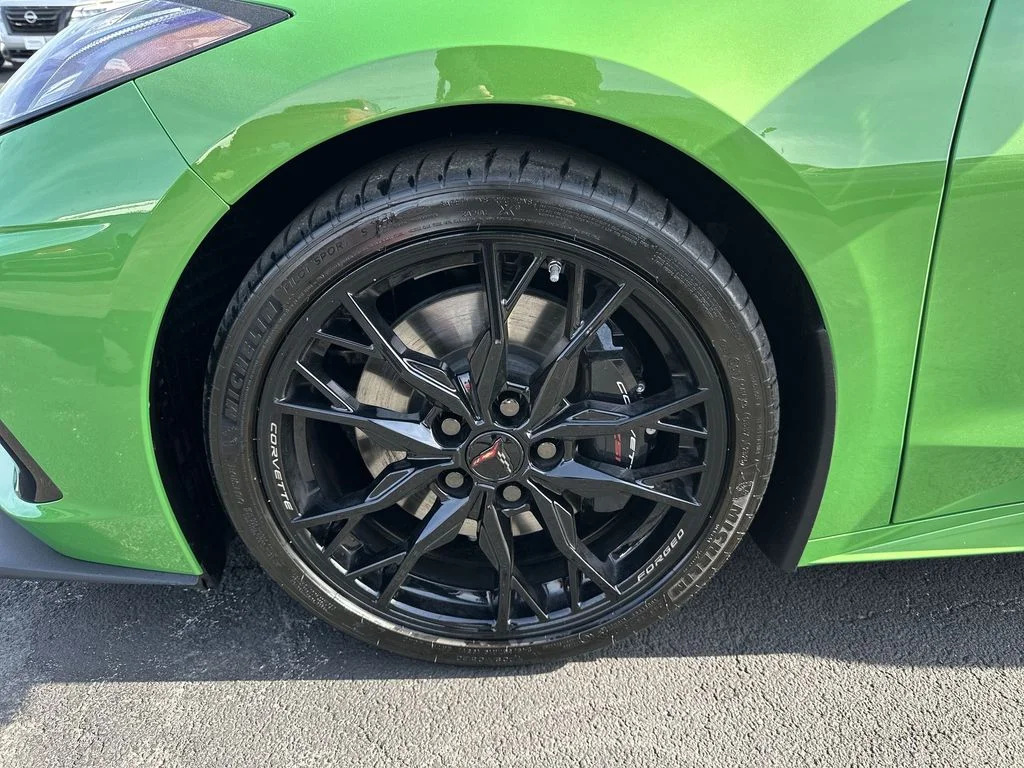 Used 2026 Green Chevrolet Stingray image 10