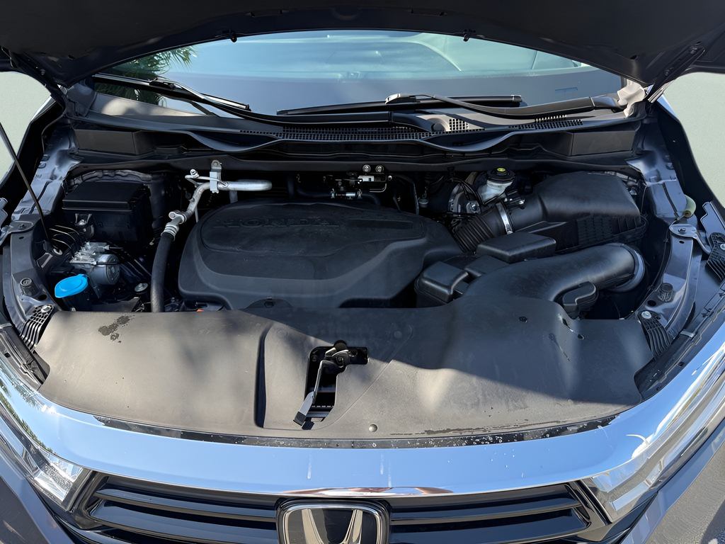 Used 2022 Gray Honda Elite image 44