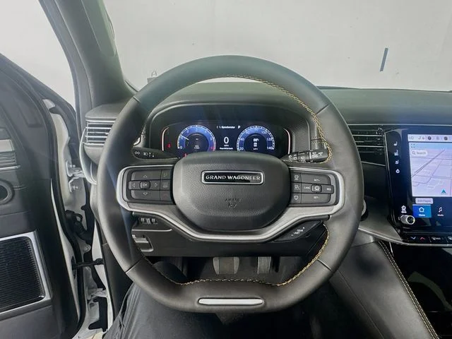 New 2026 Bright White Clear-Coat Exterior Paint Jeep Grand Wagoneer image 11