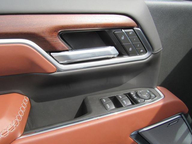 New 2026 Glacier White Tricoat GMC Denali Ultimate image 11