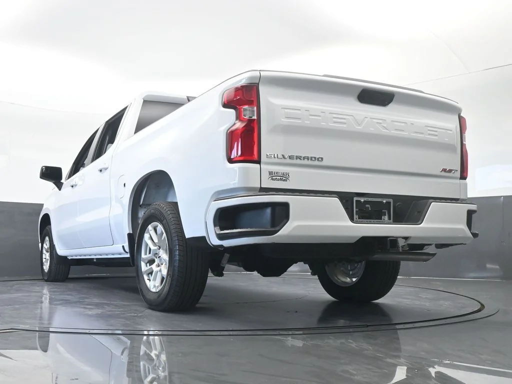 Used 2023 Summit White Chevrolet RST image 58
