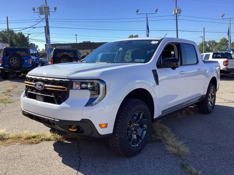 New 2026 Oxford White Ford Tremor® image 5