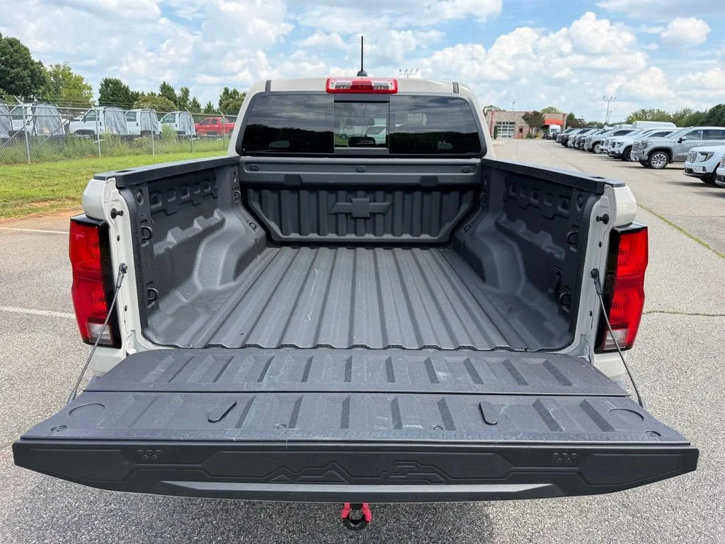 Used 2026 White Sands Chevrolet ZR2 image 31