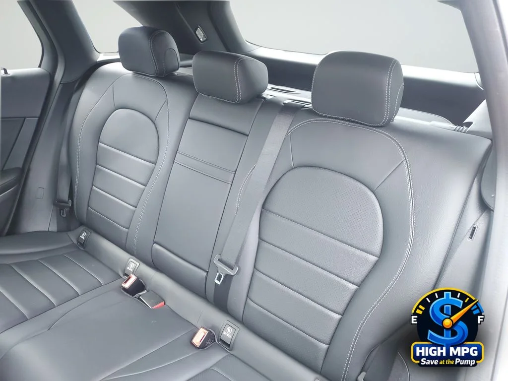 Used 2020 Silver Mercedes-Benz GLC 300 image 35