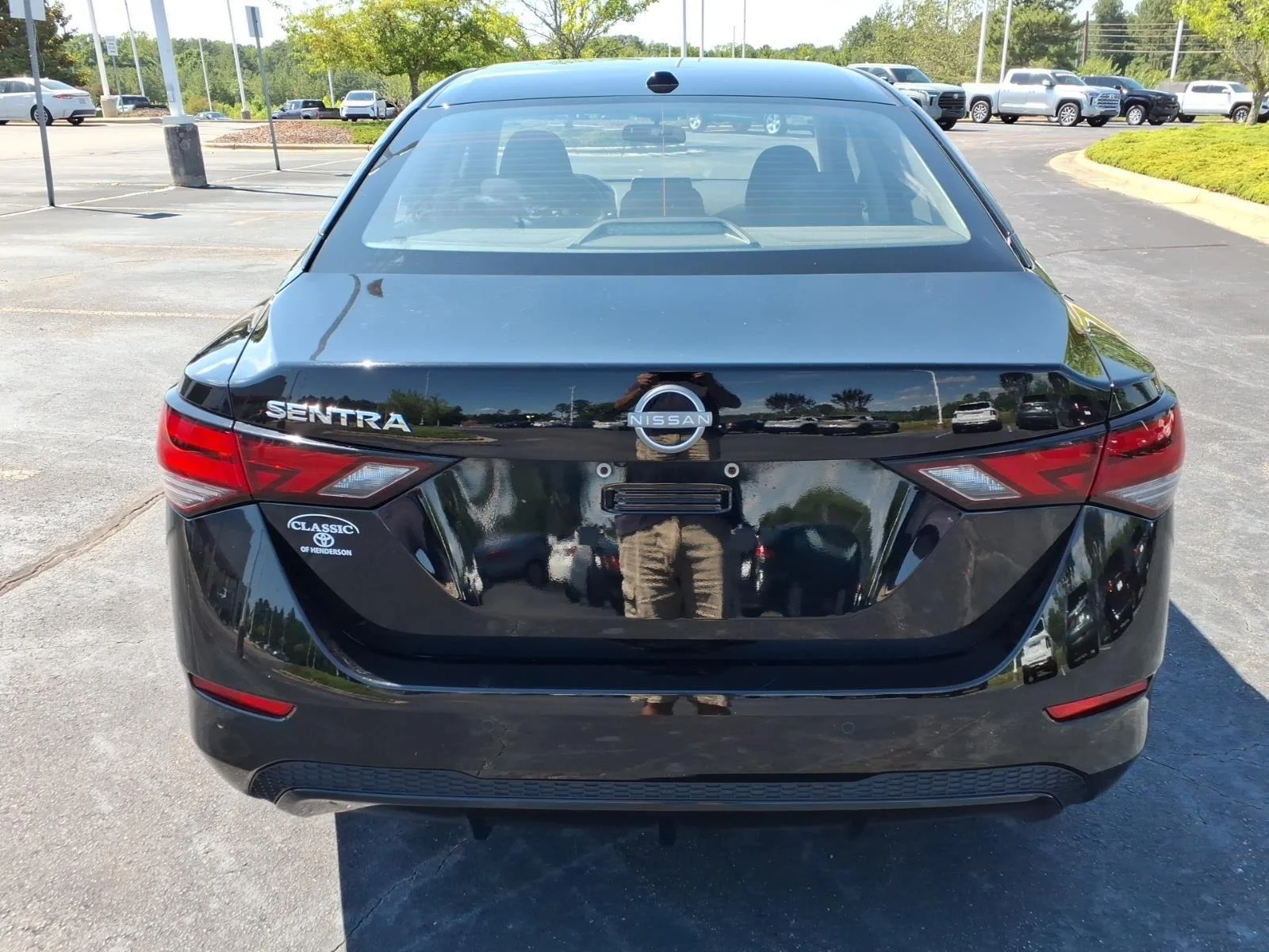 Used 2025 Super Black Nissan SV image 9