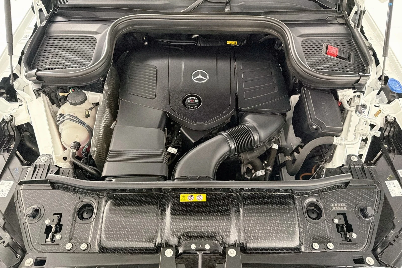 Certified Used 2024 Polar White Mercedes-Benz 450e image 11