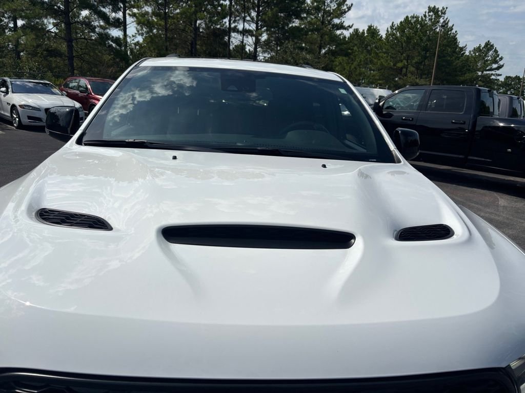 New 2026 White Knuckle Clear-Coat Exterior Paint Dodge GT Plus HEMI V8 image 37