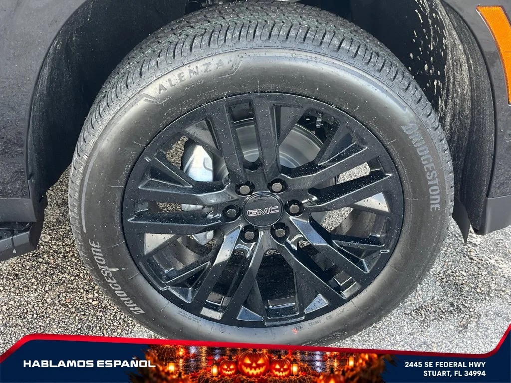 New 2027 Onyx Black GMC Elevation image 18