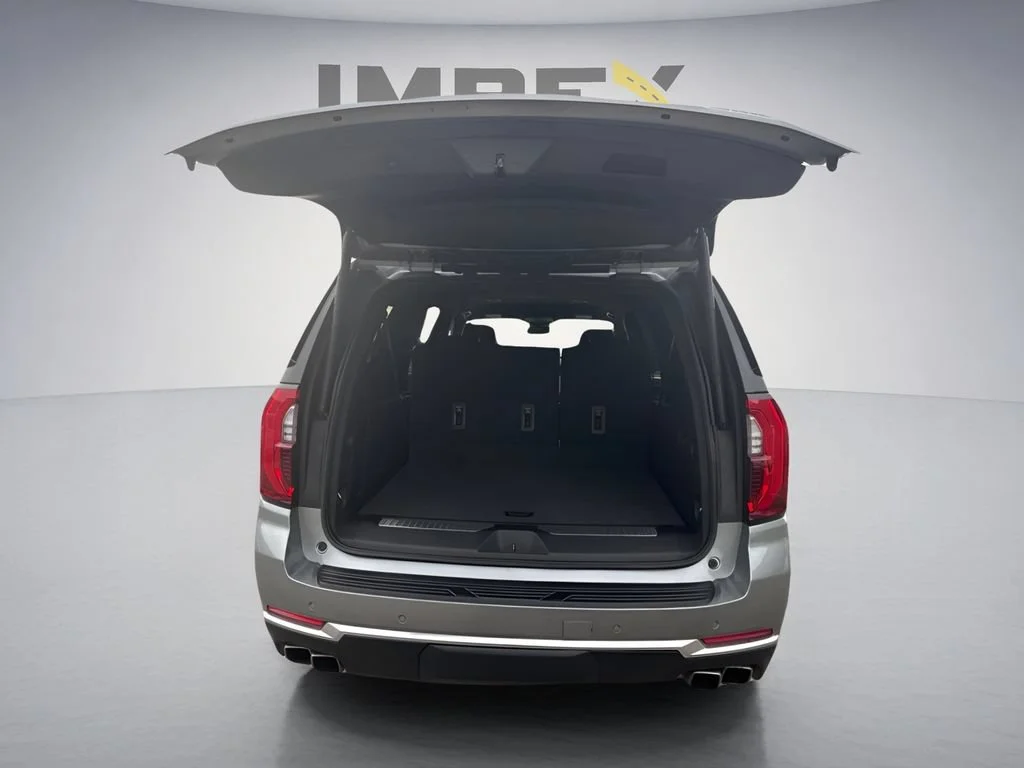Used 2025 Sterling Metallic GMC Denali image 33