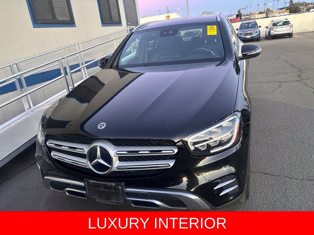 Used 2022 Black Mercedes-Benz GLC 300 image 2