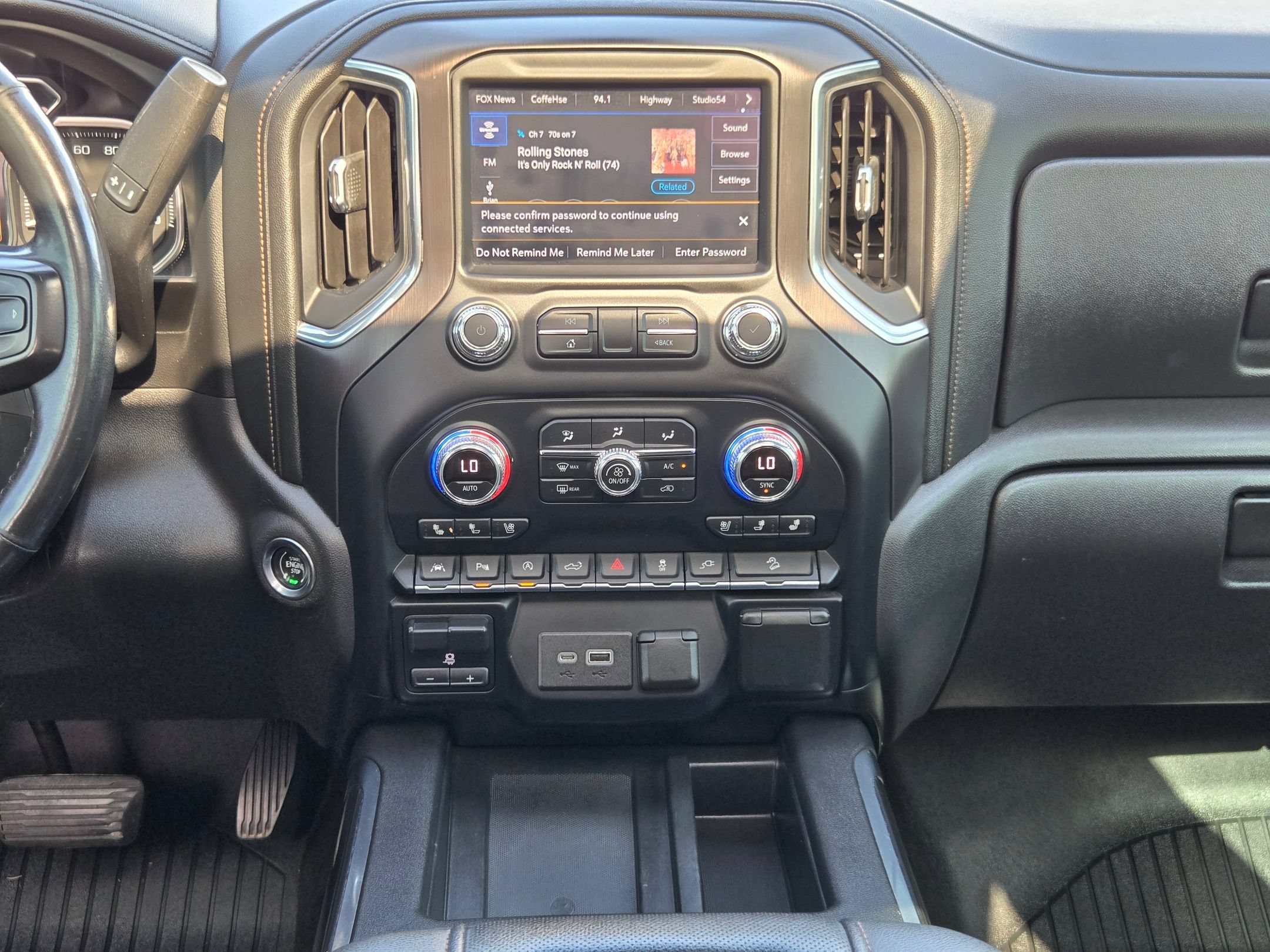 Used 2020 Onyx Black GMC AT4 image 16
