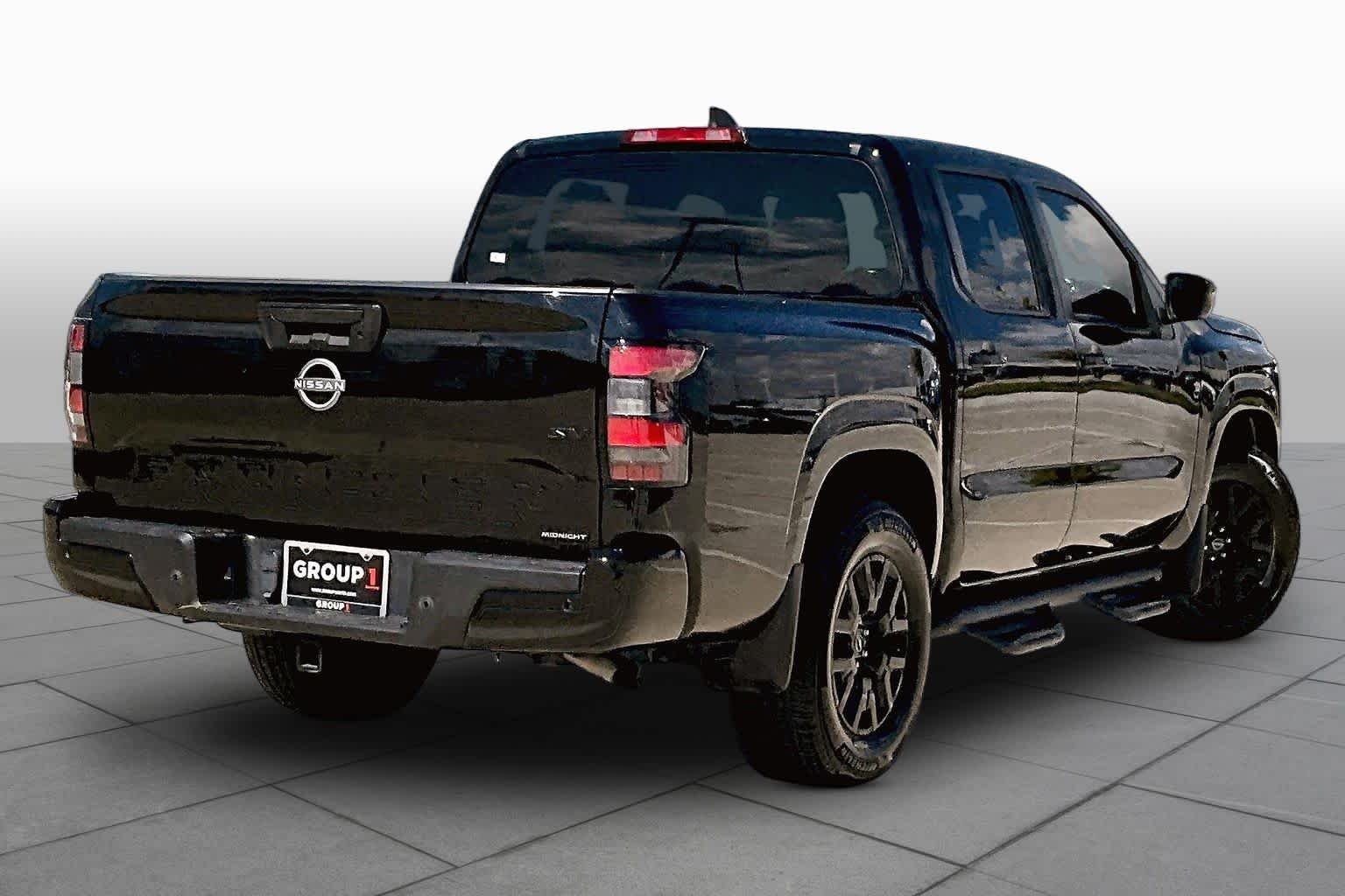 Used 2023 Super Black Nissan SV image 12