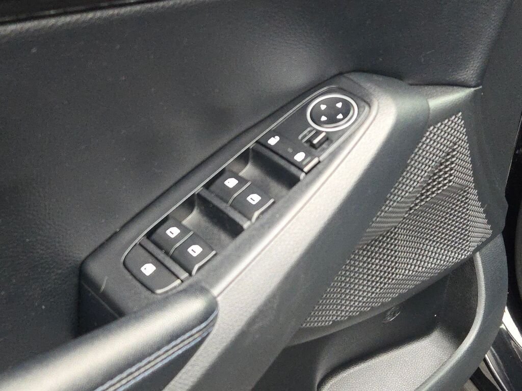 Used 2023 Black Kia S image 20