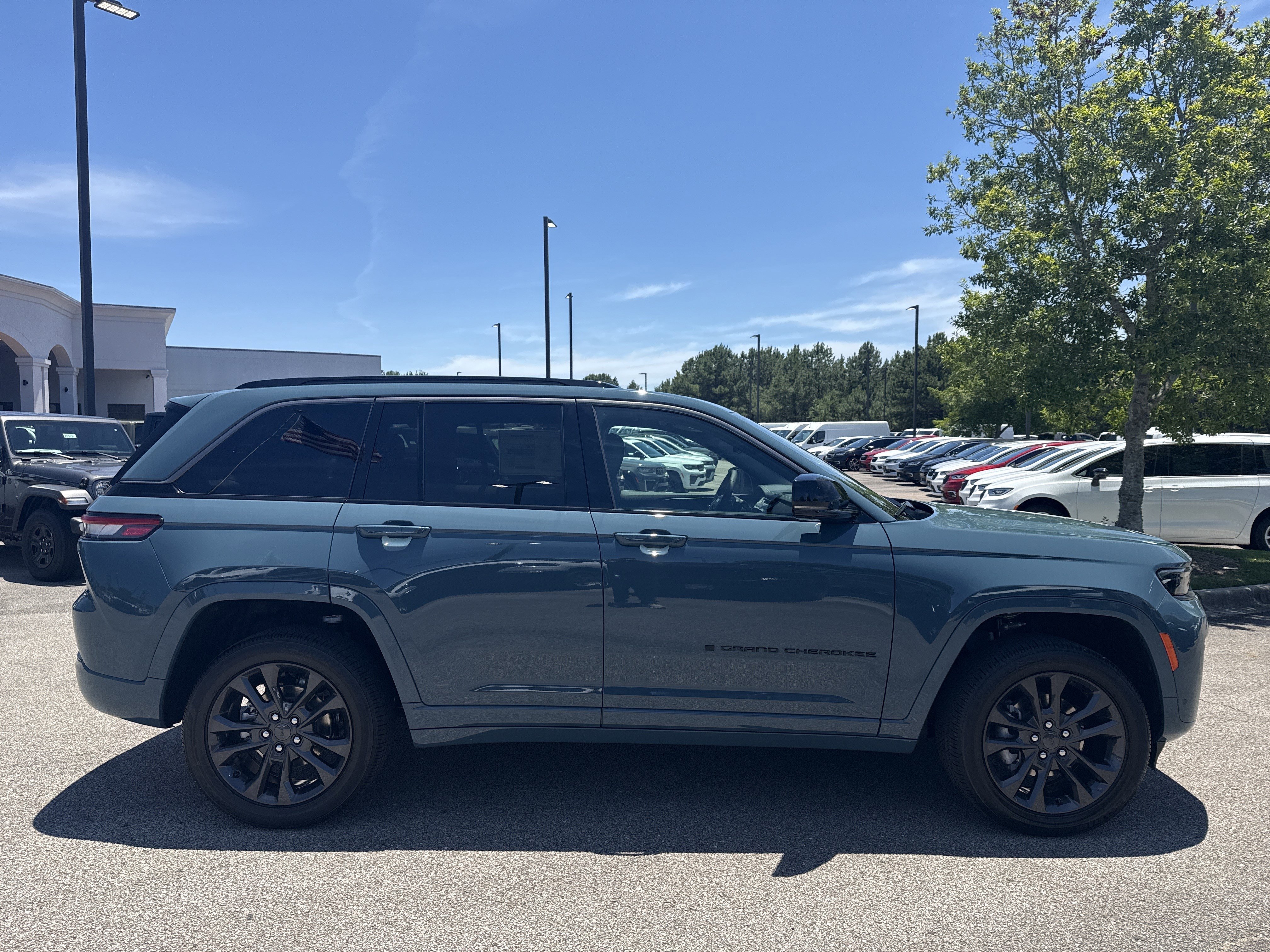 New 2026 Steel Blue Jeep Limited Reserve image 8