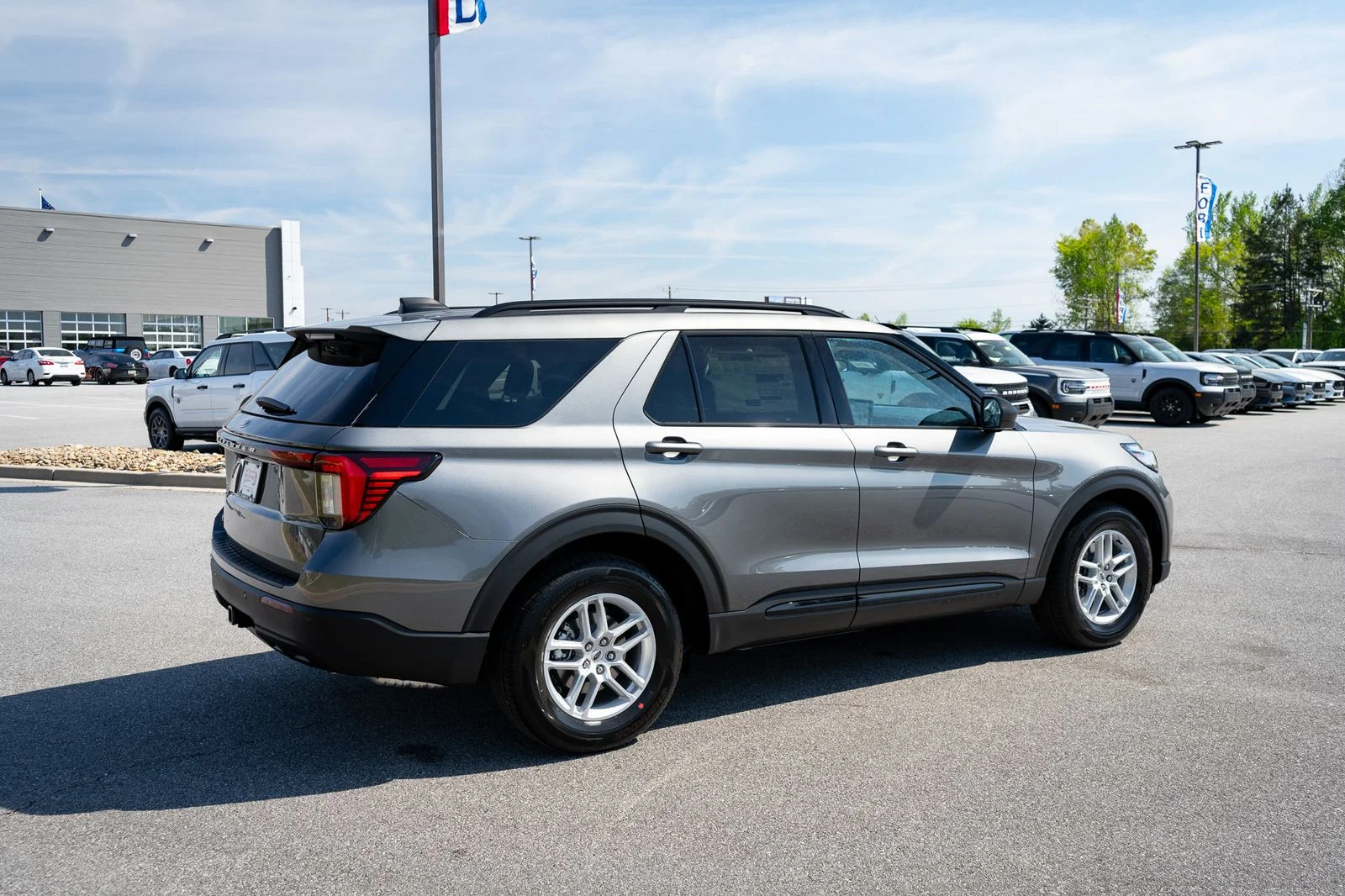 New 2026 Carbonized Gray Metallic Ford Active image 10