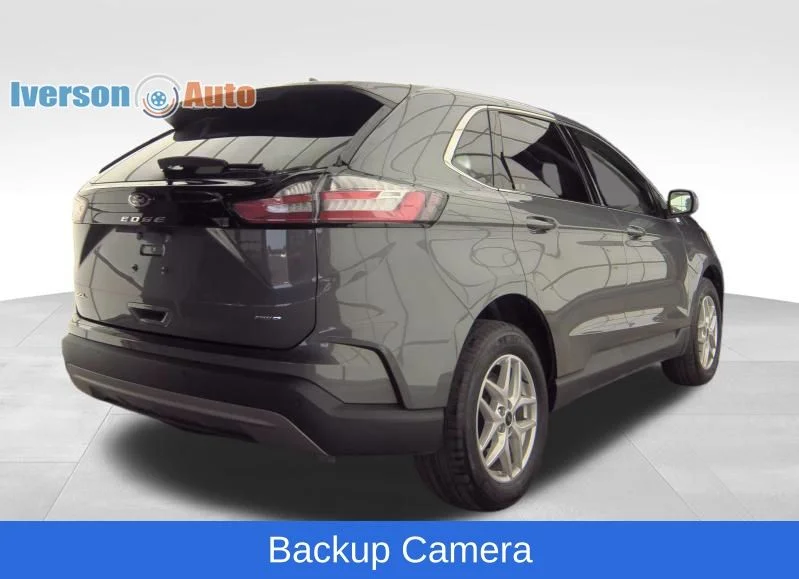 Used 2024 Gray Ford SEL image 6