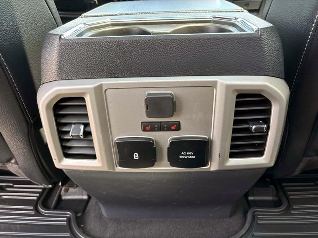 Used 2022 White Ford Lariat image 18