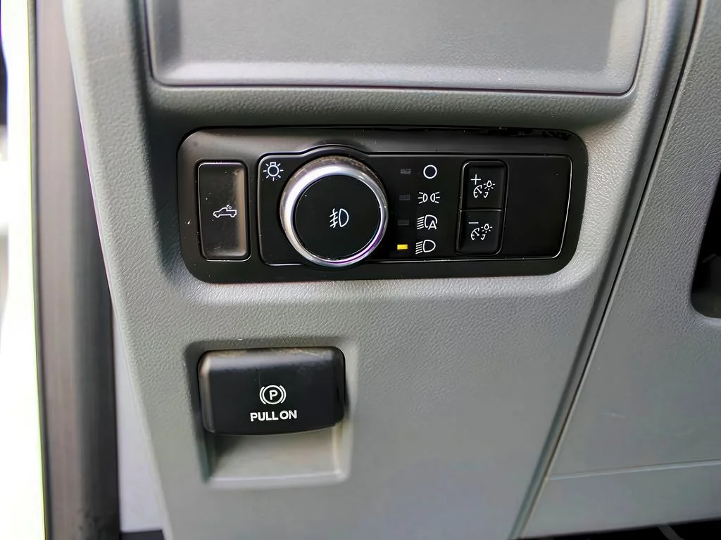 2024 Ford F-150 XLT - Photo 14