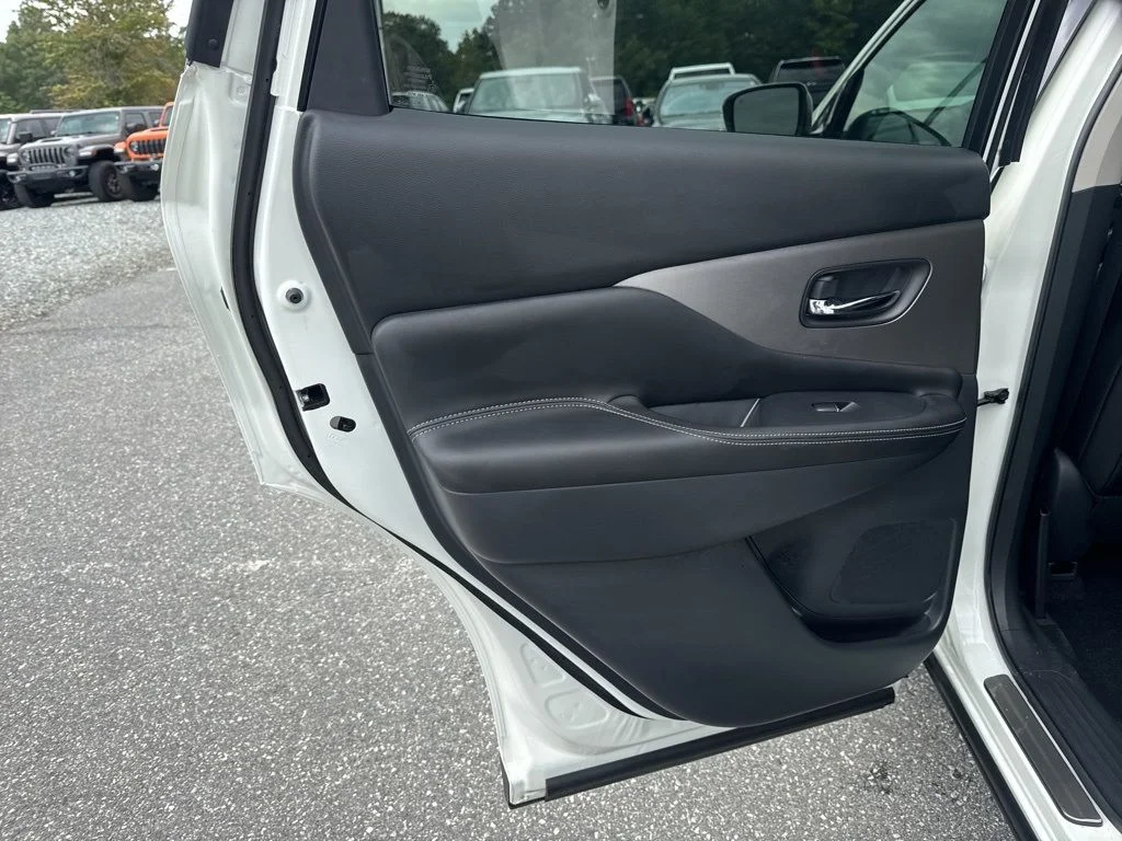 Used 2024 White Nissan SL image 30