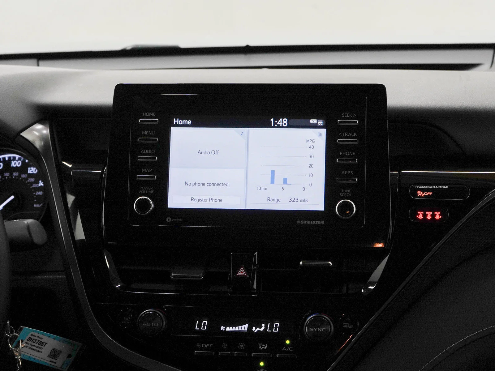 Used 2022  Toyota SE image 15