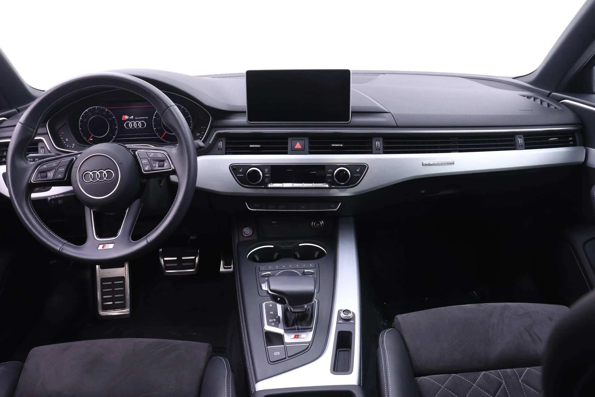 Used 2019  Audi 3.0T Premium Plus image 8