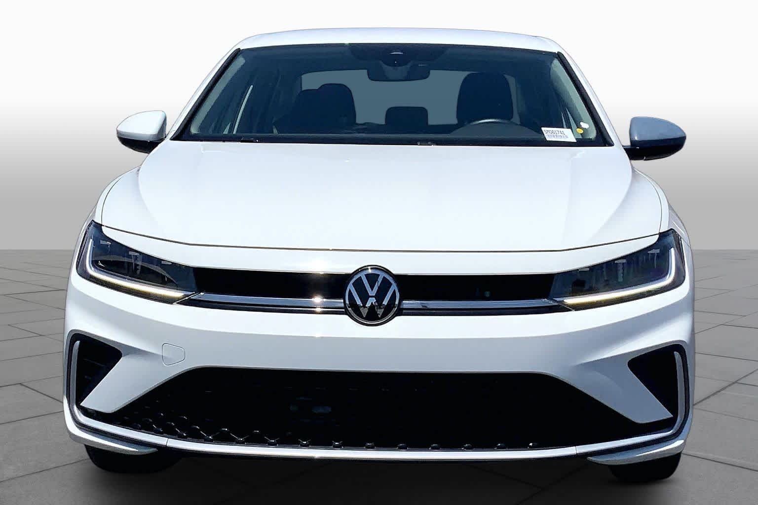 Used 2025 Pure White Volkswagen S image 4