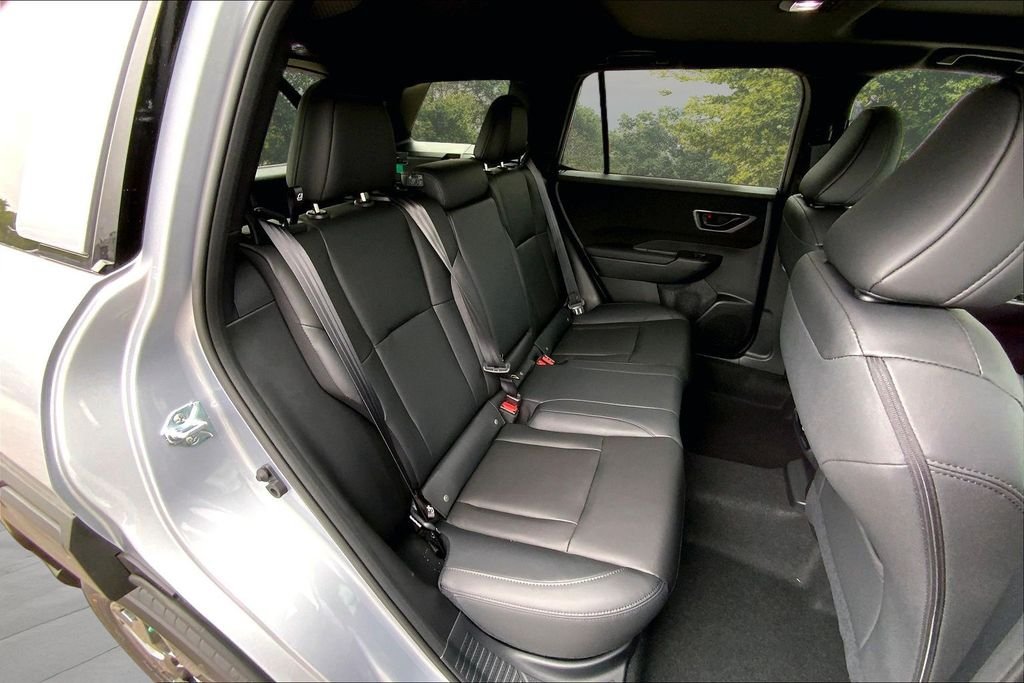 New 2026 ICE SILVER METALLIC Subaru Premium image 9