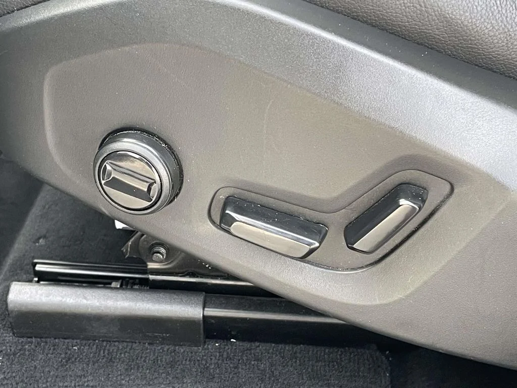 2025 Volvo XC60 Core - Photo 7