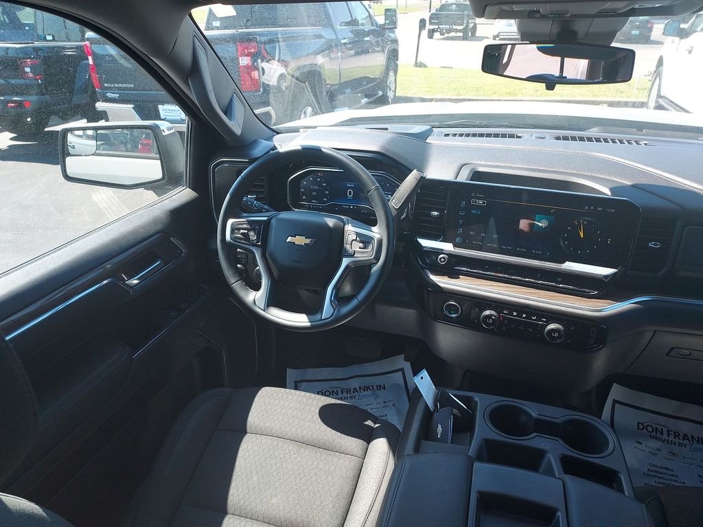 2024 Chevrolet Silverado 1500 LT - Photo 15