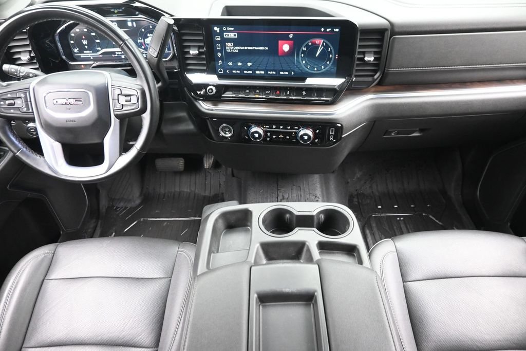 Used 2023 White GMC SLT image 15