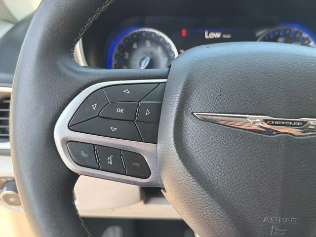 Used 2024 Diamond Black Chrysler Touring L image 34