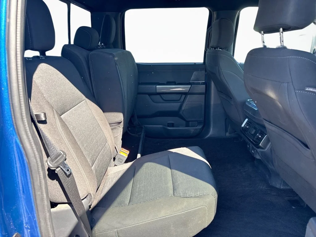 Used 2022 Atlas Blue Metallic Ford XLT image 16
