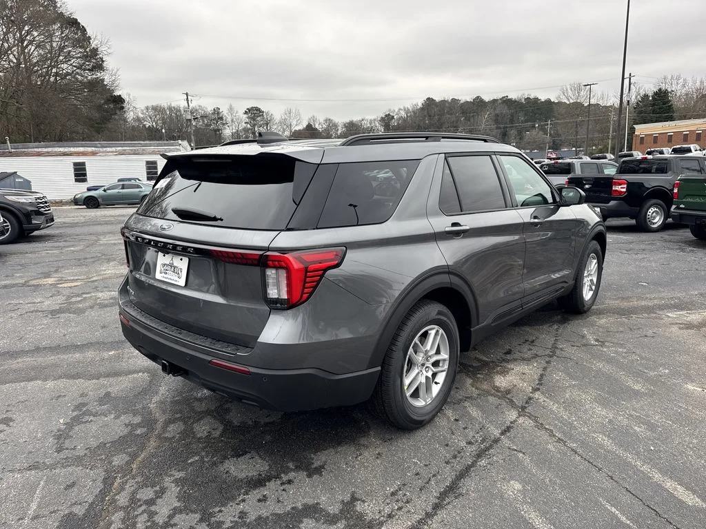New 2026 Gray Ford Active image 7
