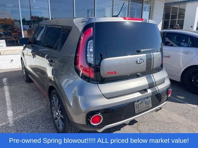 Used 2018 Gray Kia Exclaim image 6