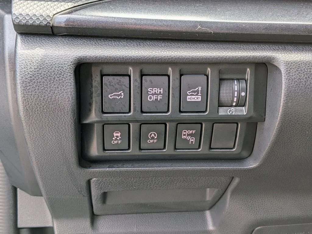 Used 2023 Silver Subaru Sport image 18