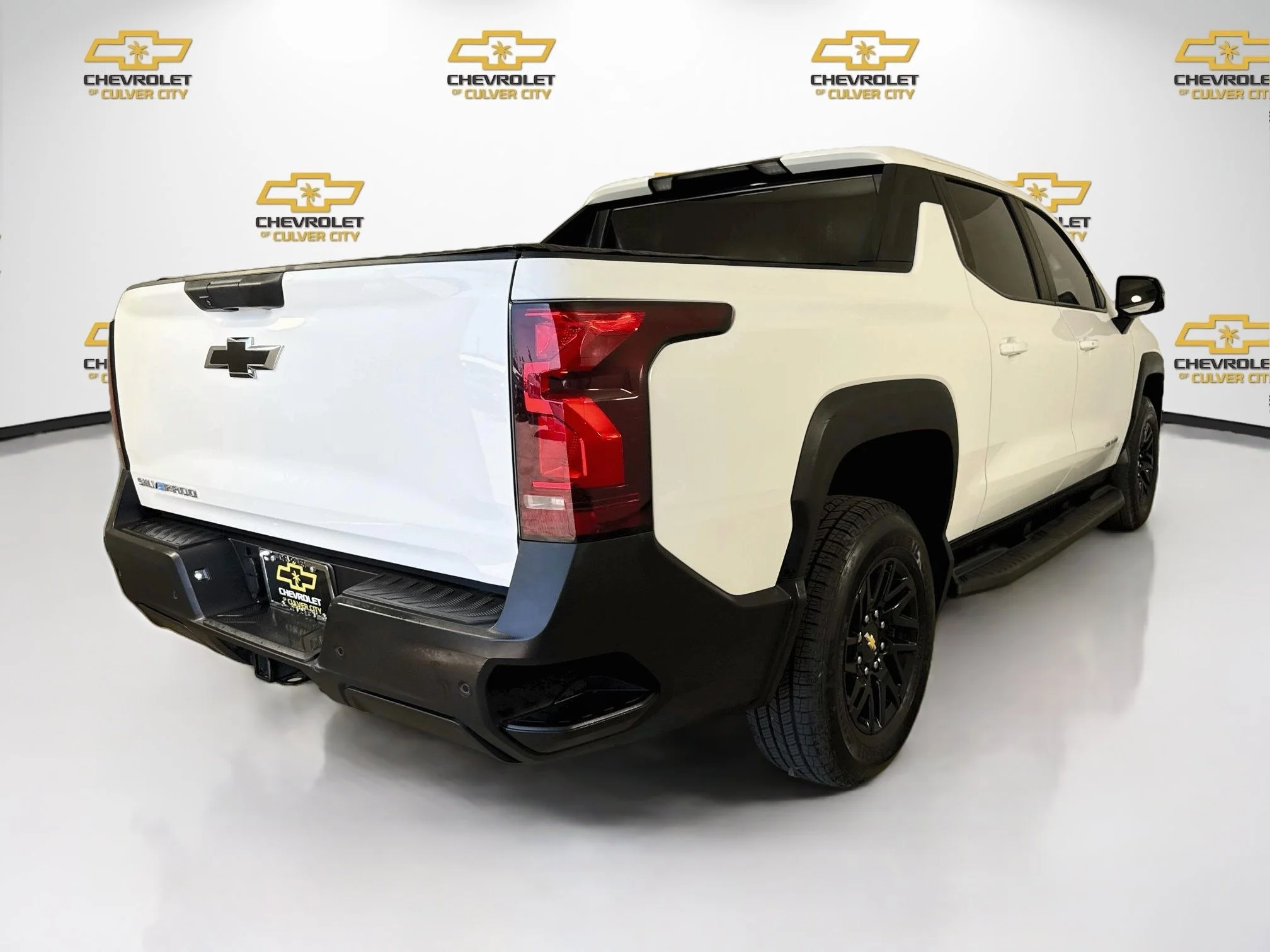 Used 2024 Summit White Chevrolet Work Truck image 8