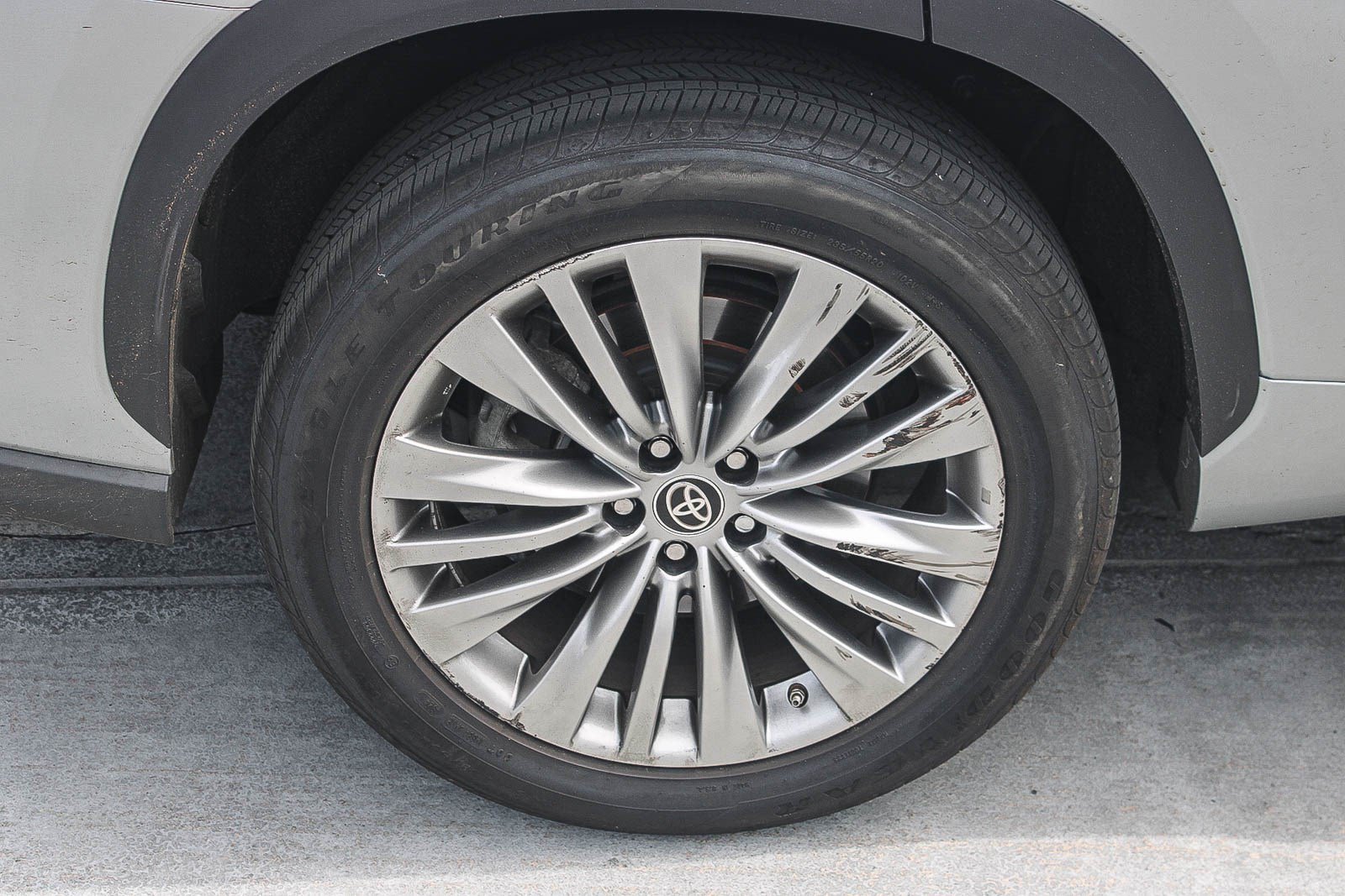 Used 2021 Celestial Silver Metallic Toyota Platinum image 15