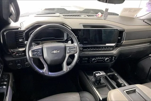 Used 2022 Blue Chevrolet ZR2 image 3