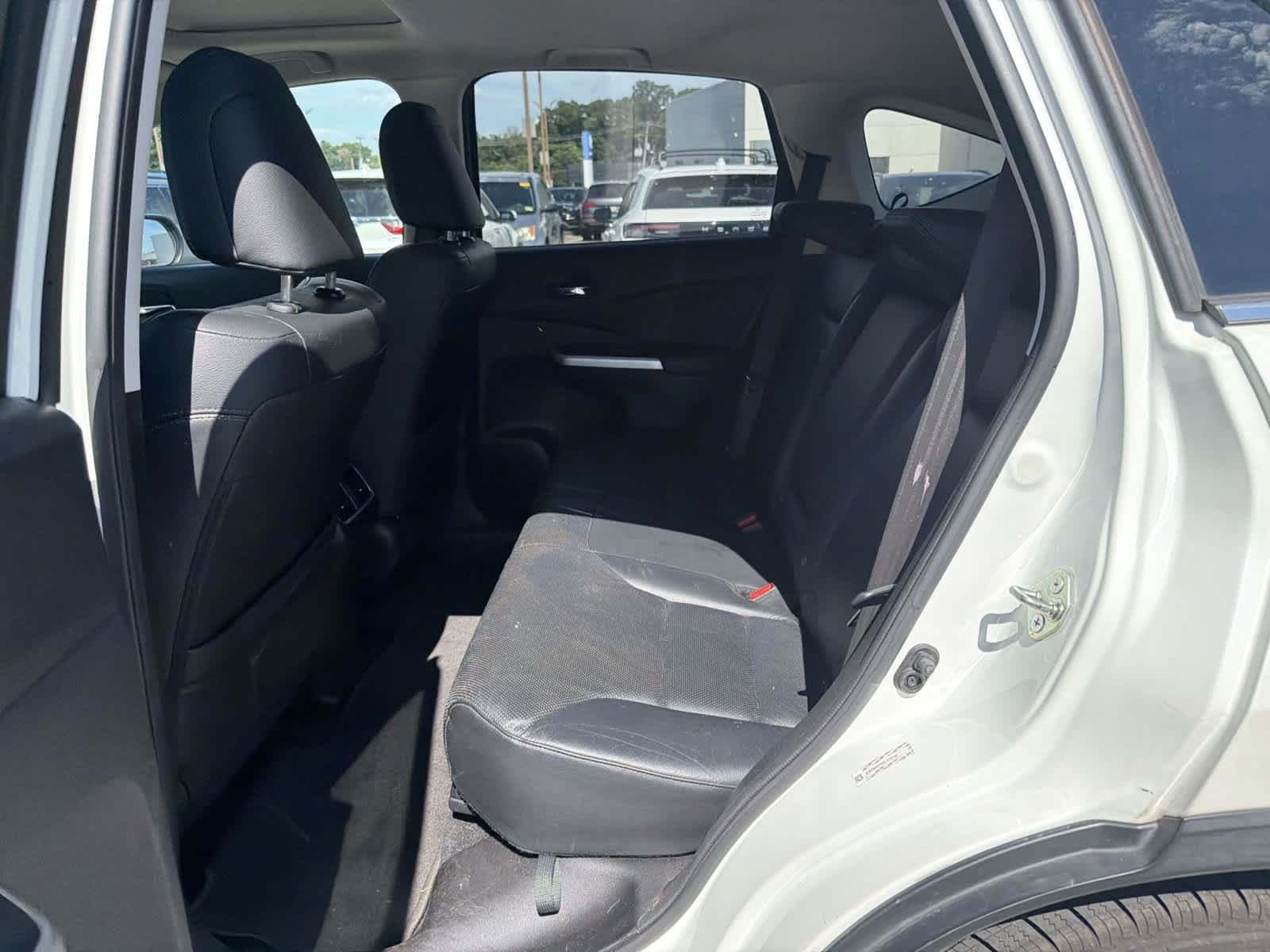 Used 2015 White Honda  image 10