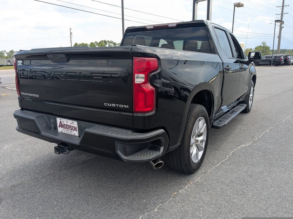 Used 2020 BLACK Chevrolet Custom image 4