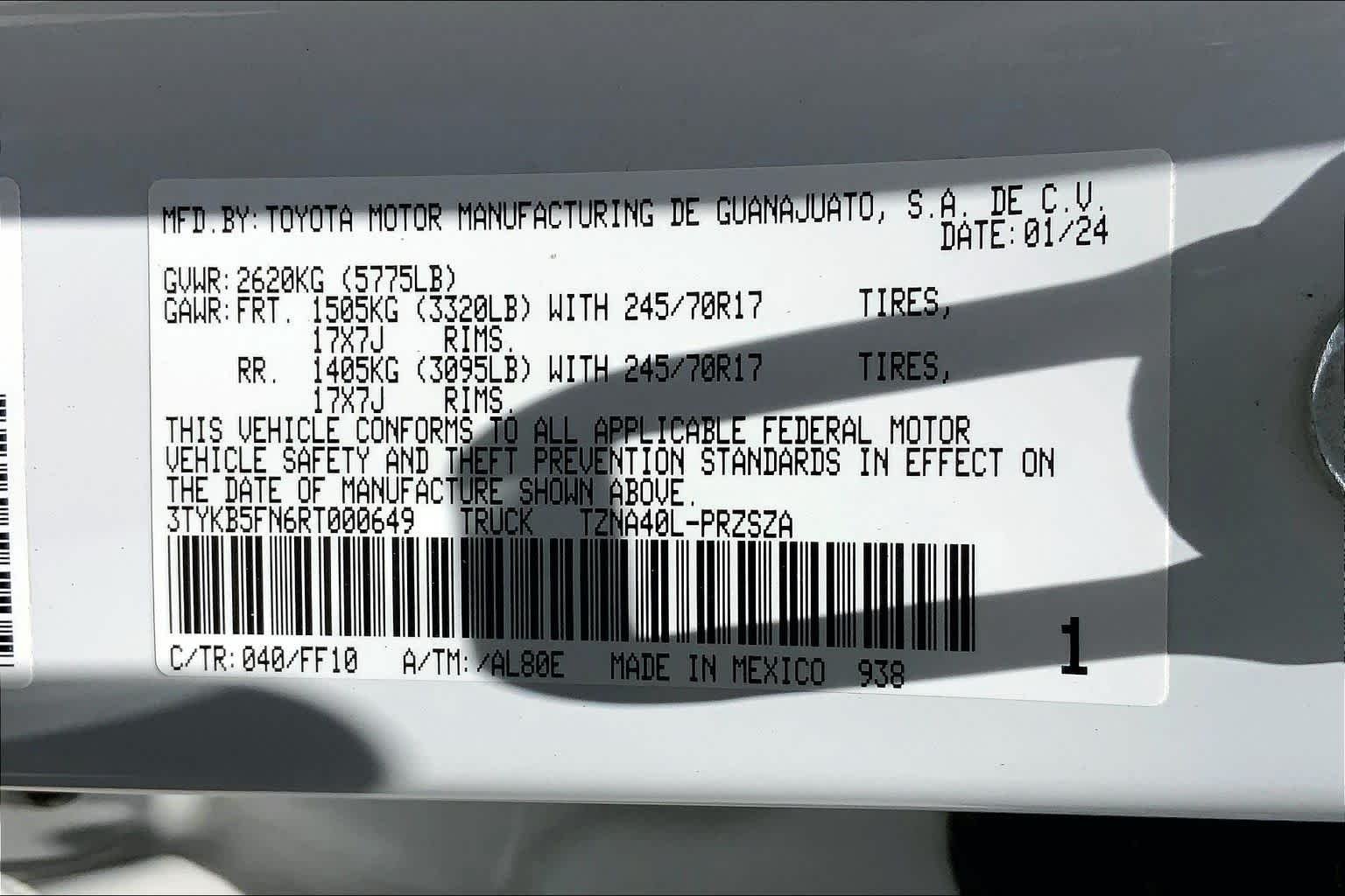 Used 2024 Ice Cap Toyota SR5 image 34