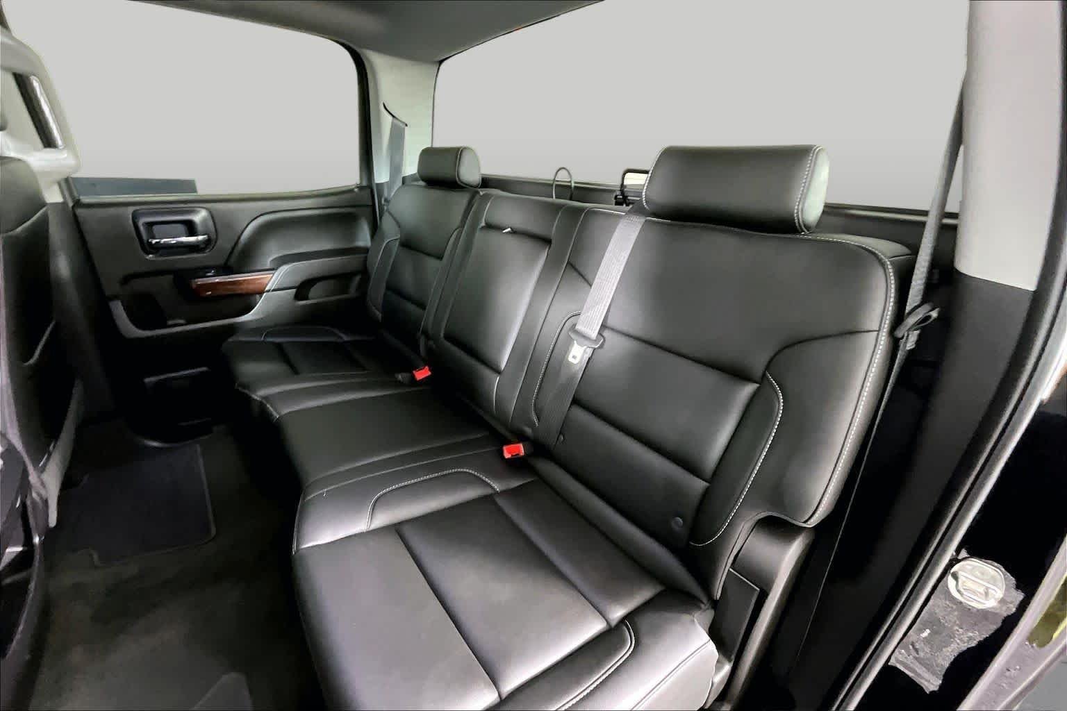 Used 2018 Onyx Black GMC SLT image 18