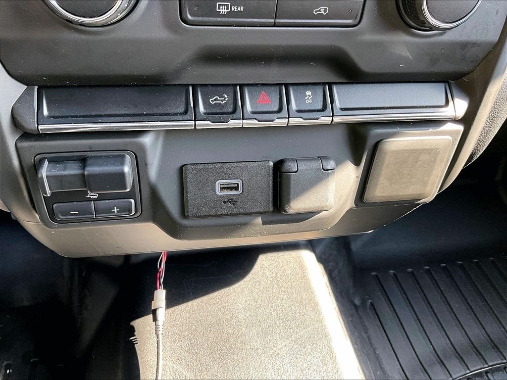 Used 2020 Summit White Chevrolet Work Truck image 25