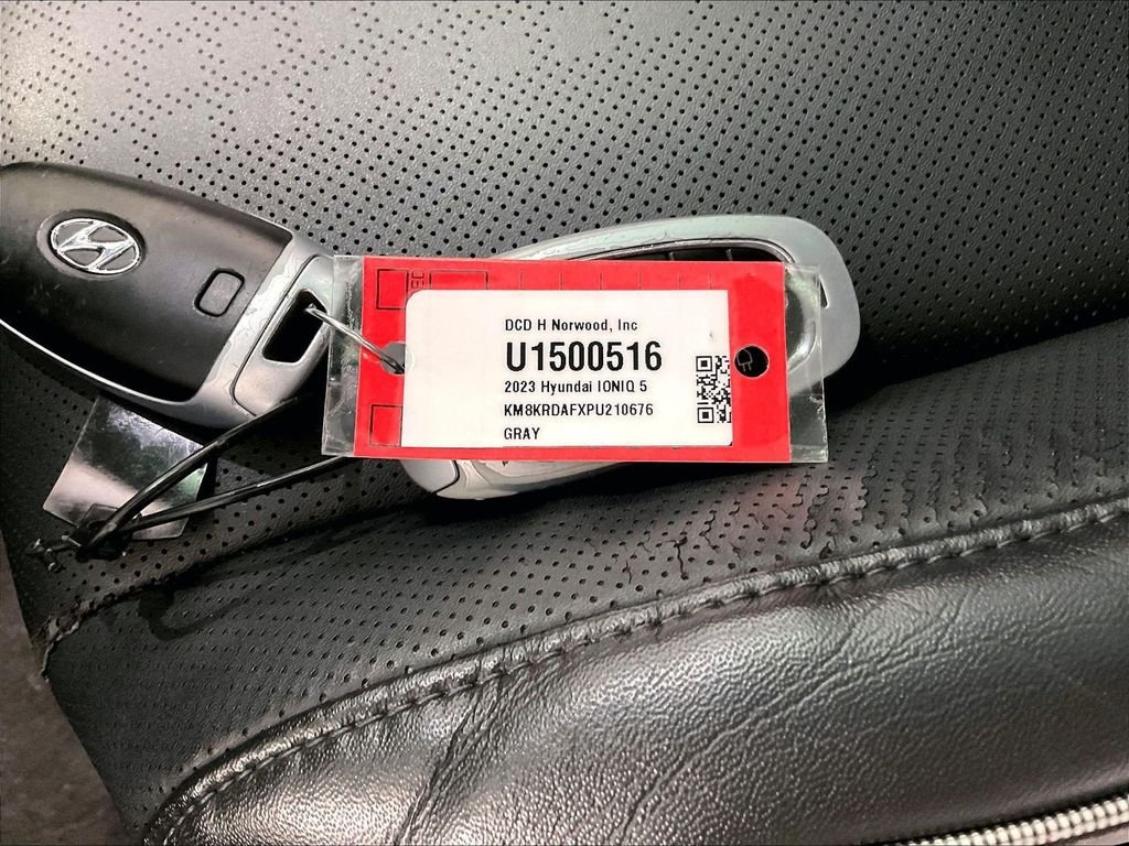 Used 2023 Blue Hyundai Limited image 32