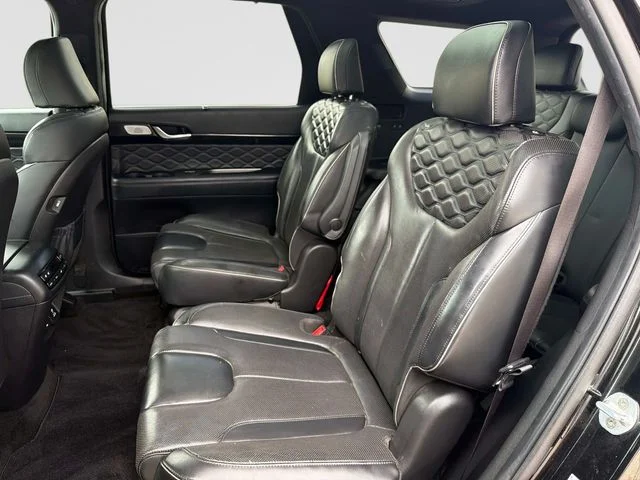 Used 2020 Black Hyundai Limited image 15