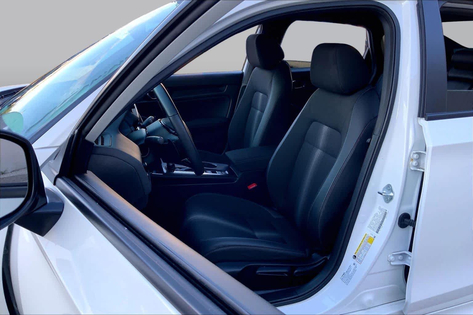 Used 2025 Platinum White Pearl Honda Sport image 8