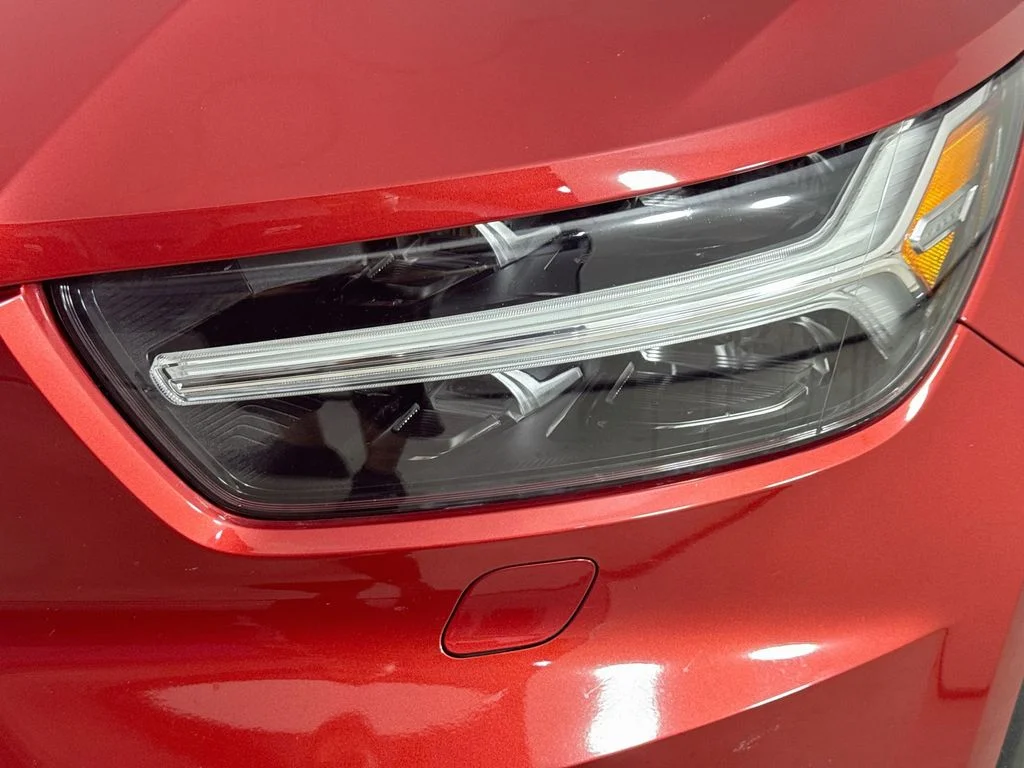 Used 2021 Red Volvo P8 image 32