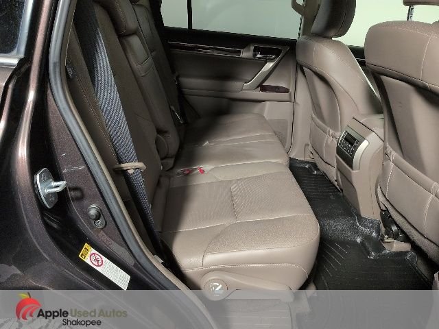 Used 2014 Red Lexus 460 image 41